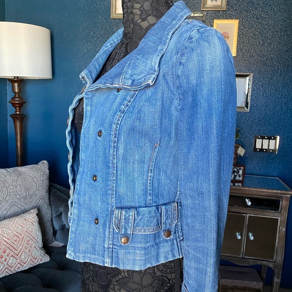Denim jacket - Picture 3 of 6